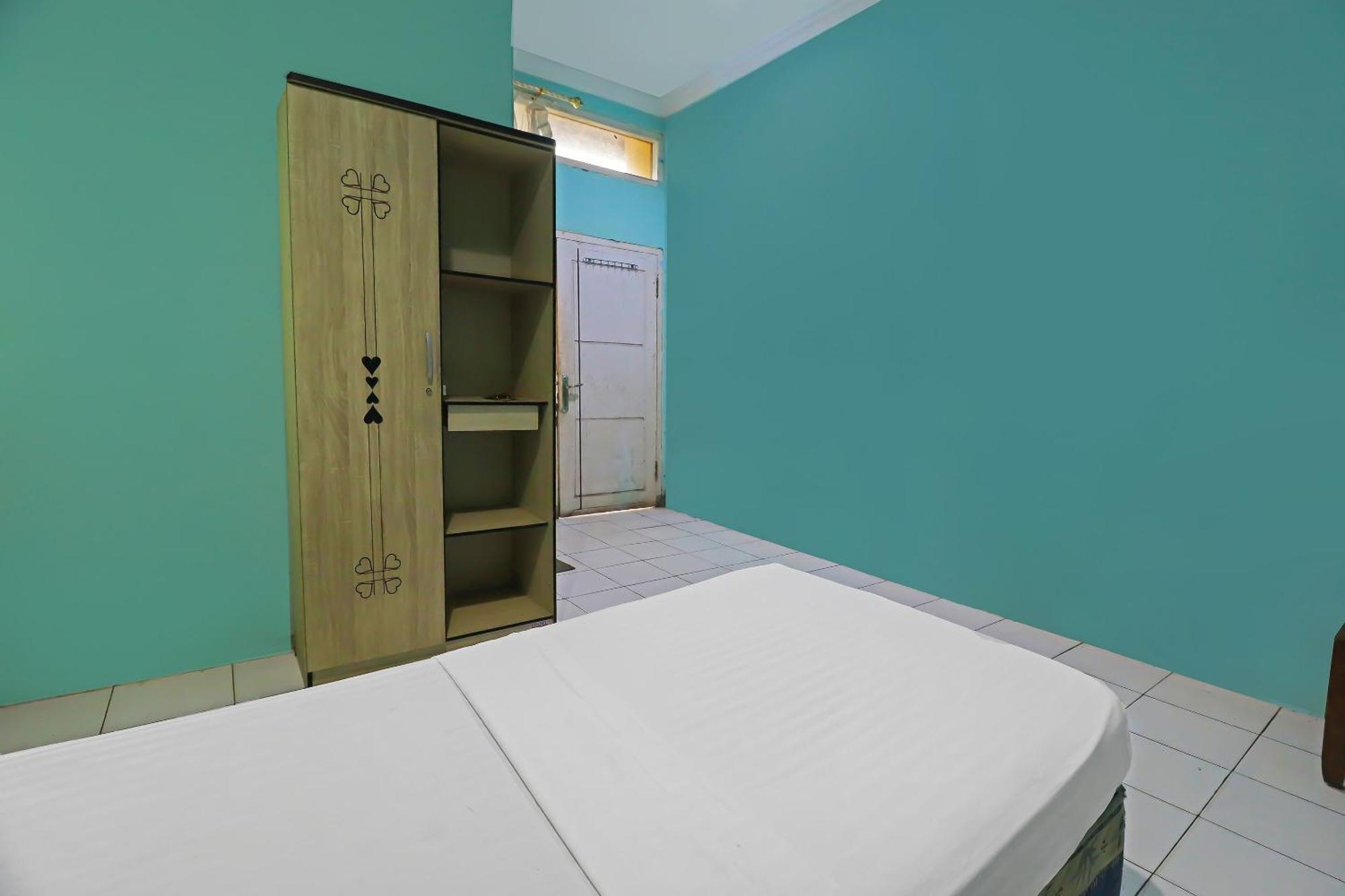 Bangko Oyo 92484 Wisma Permata Syariah מראה חיצוני תמונה