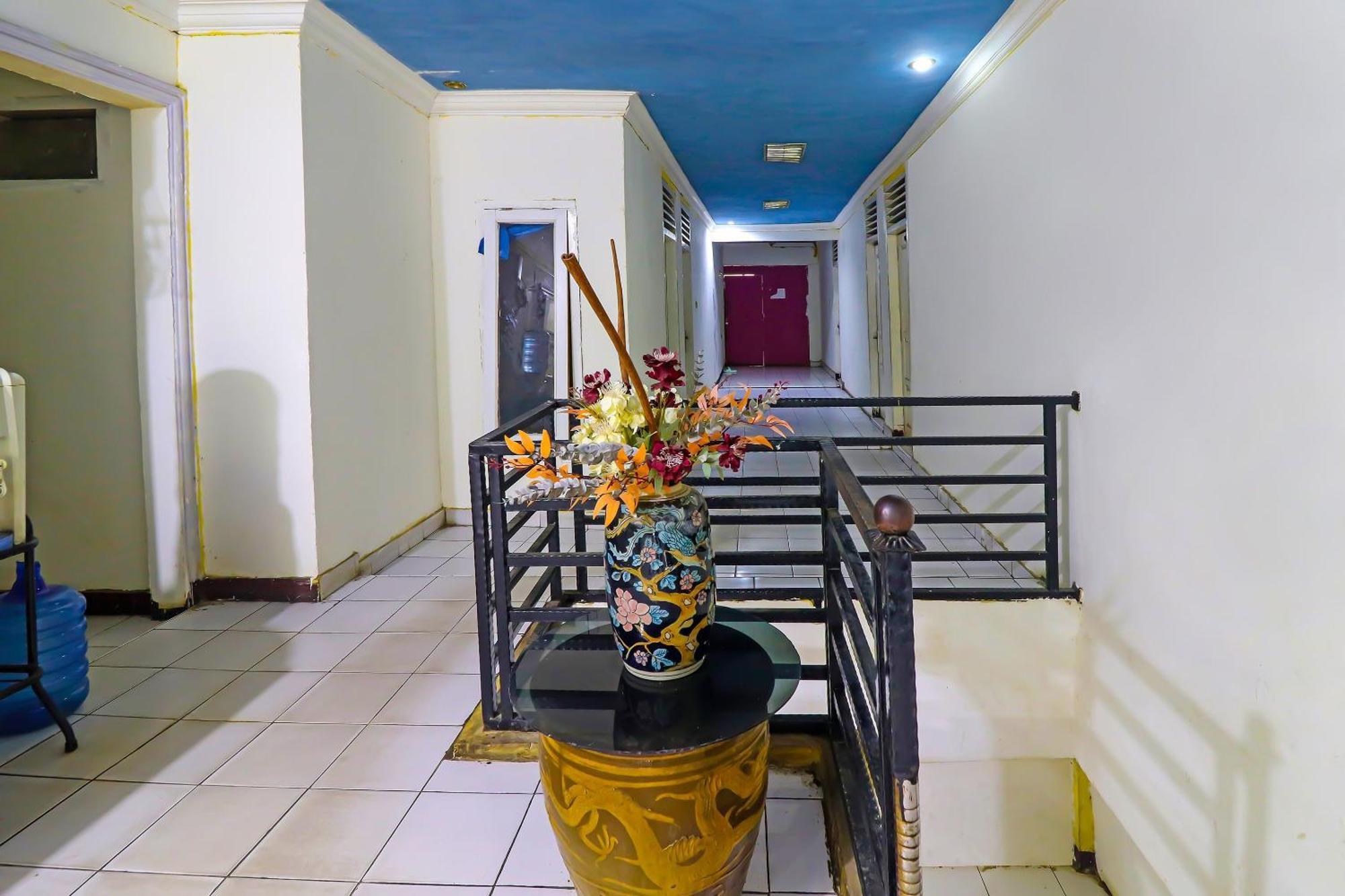 Bangko Oyo 92484 Wisma Permata Syariah מראה חיצוני תמונה