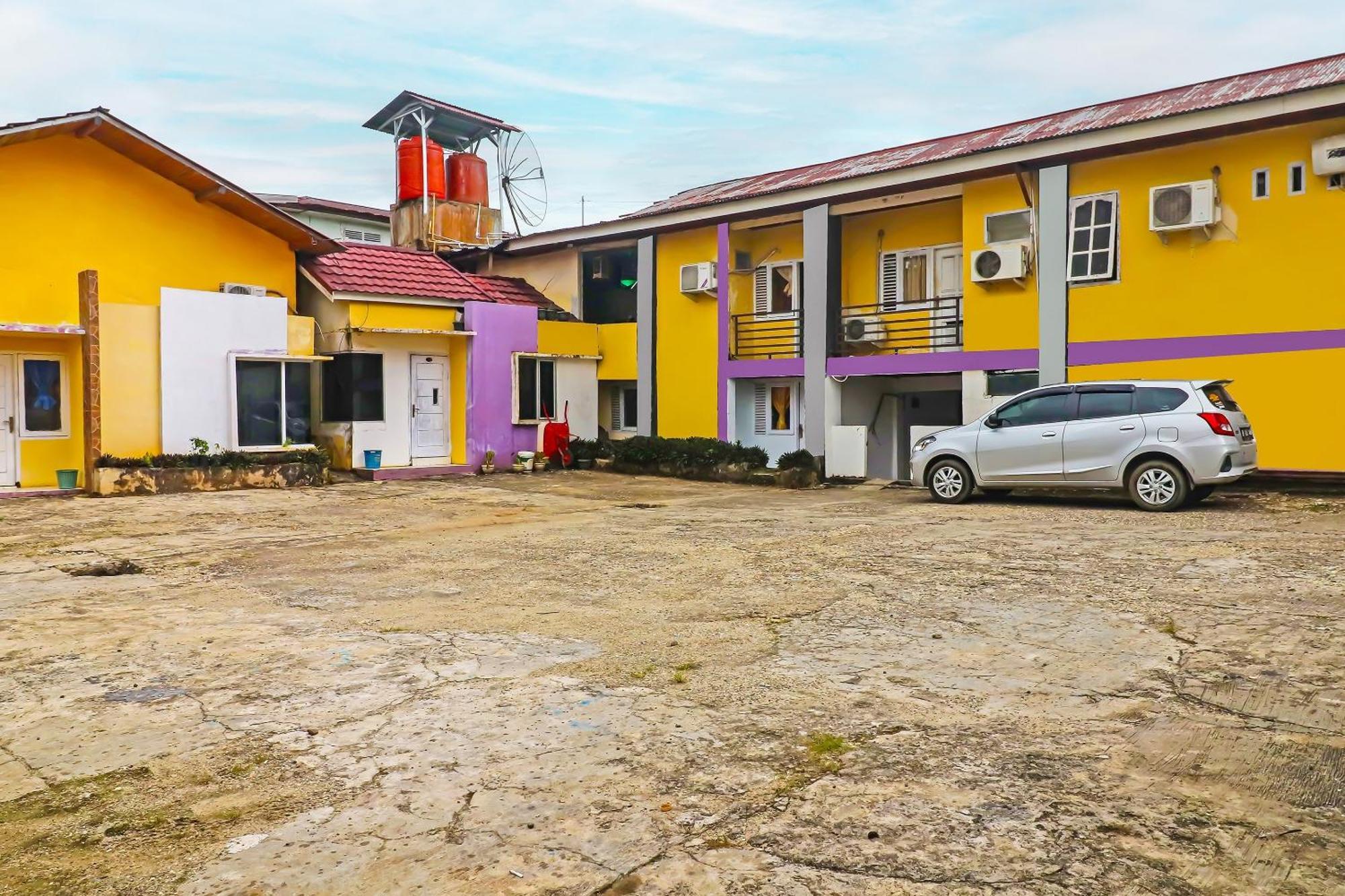 Bangko Oyo 92484 Wisma Permata Syariah מראה חיצוני תמונה